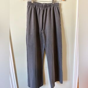 Brandy Mellville Women’s Grey Pants